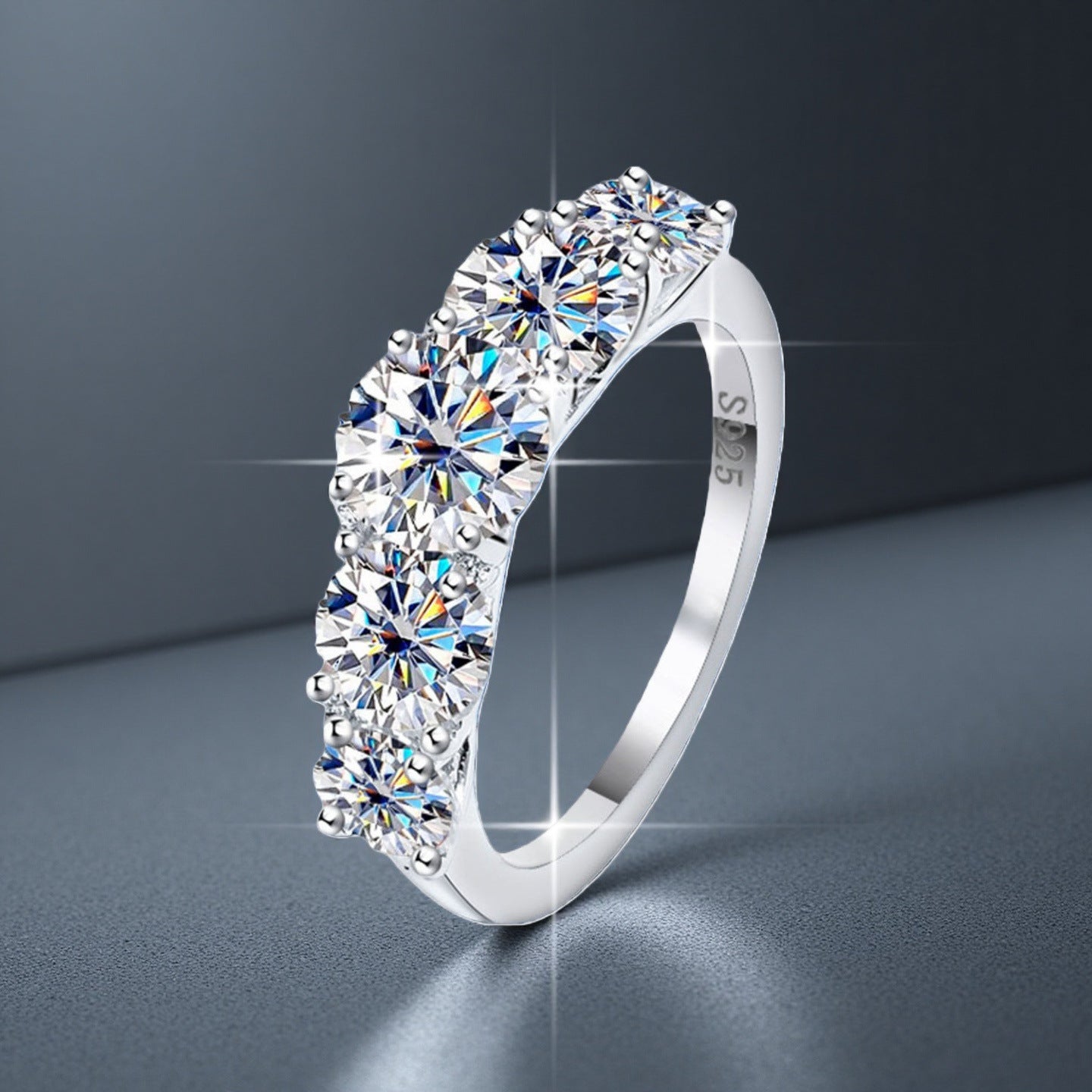 S925-stamped Lab-grown Moissanitezirconia Womens Eco-friendly Silver Ring