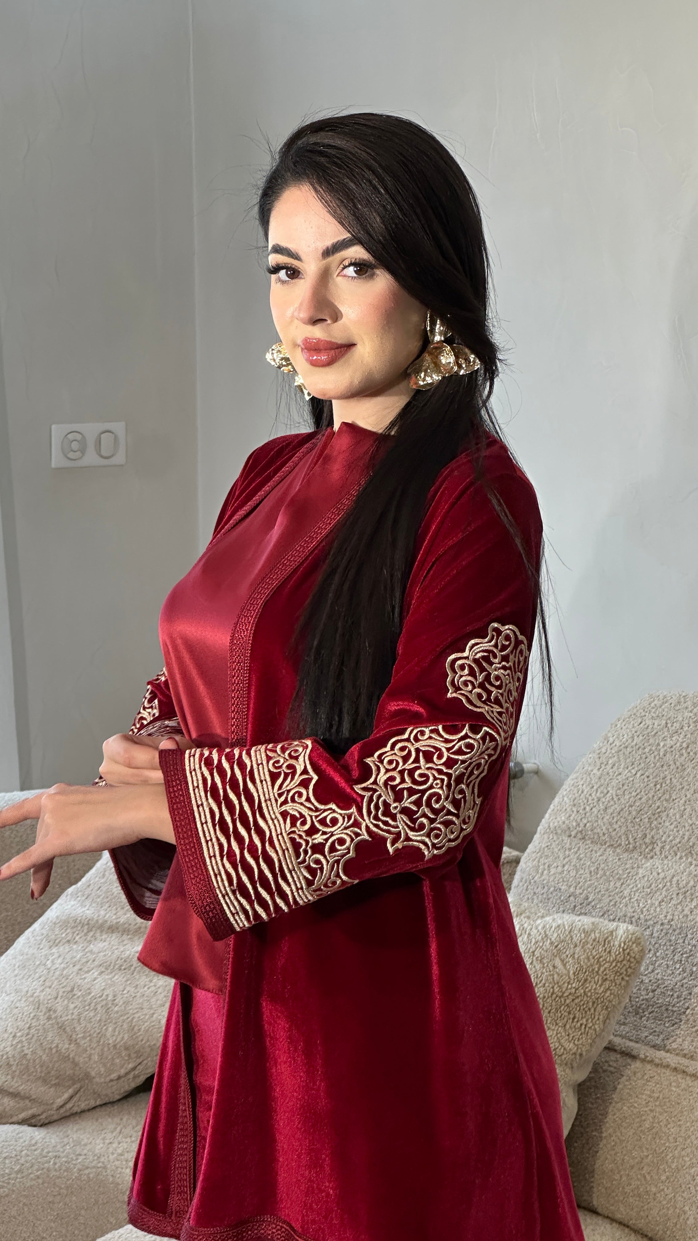 Elegant Traditional Set