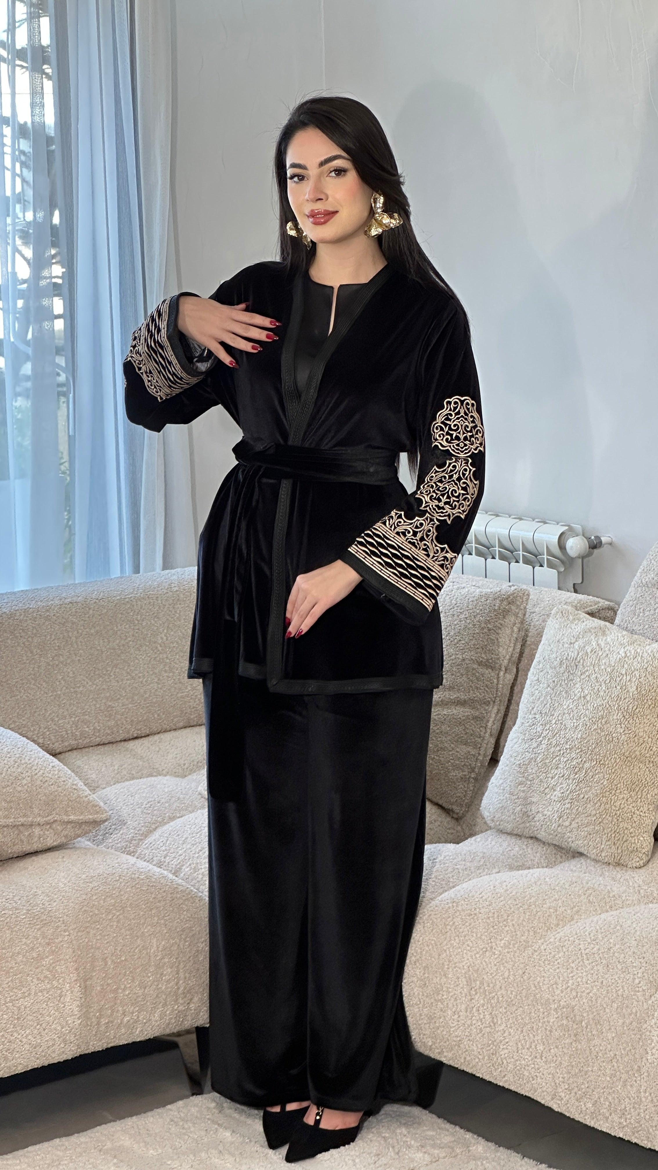 Elegant Traditional Set