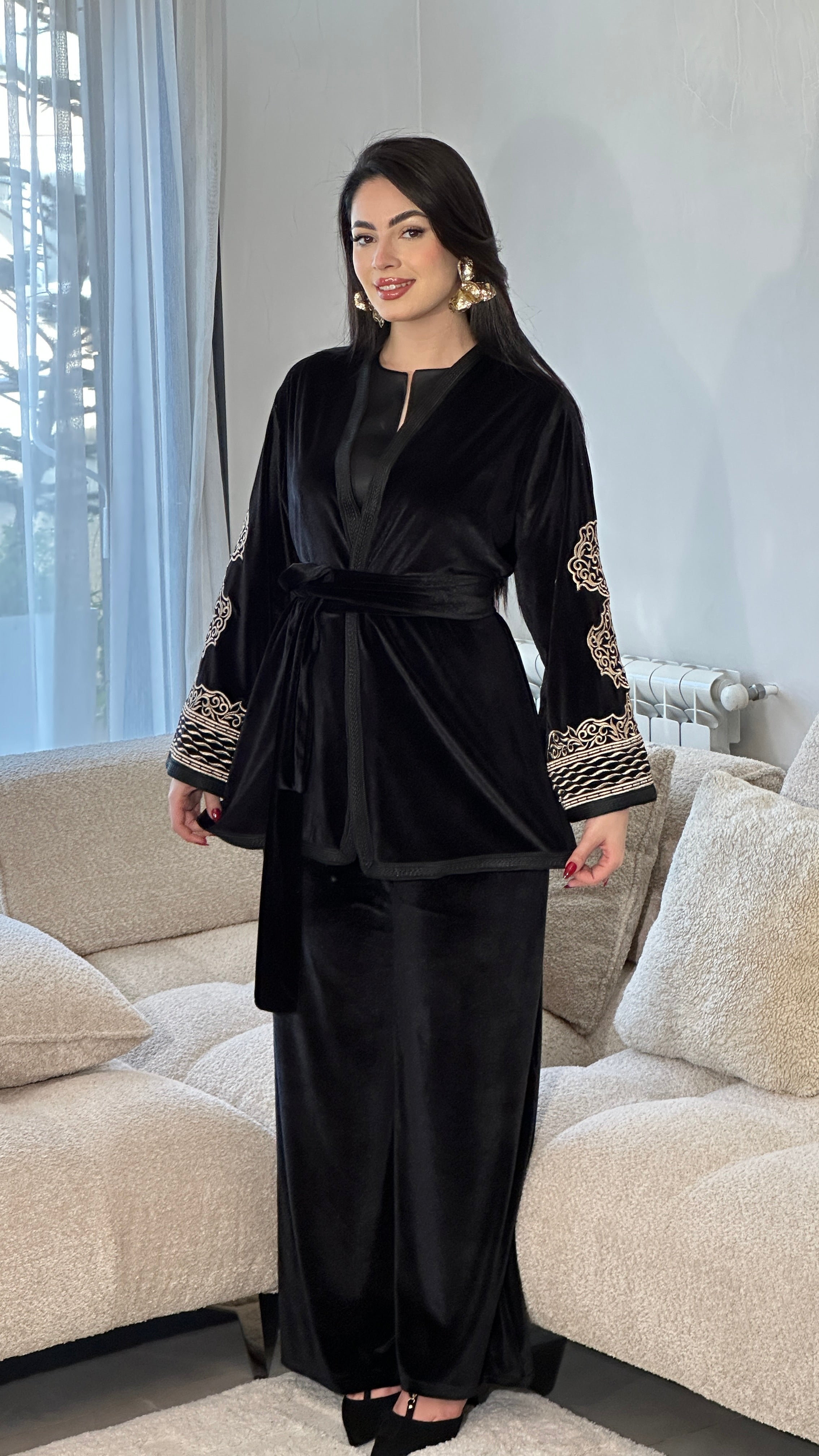 Elegant Traditional Set