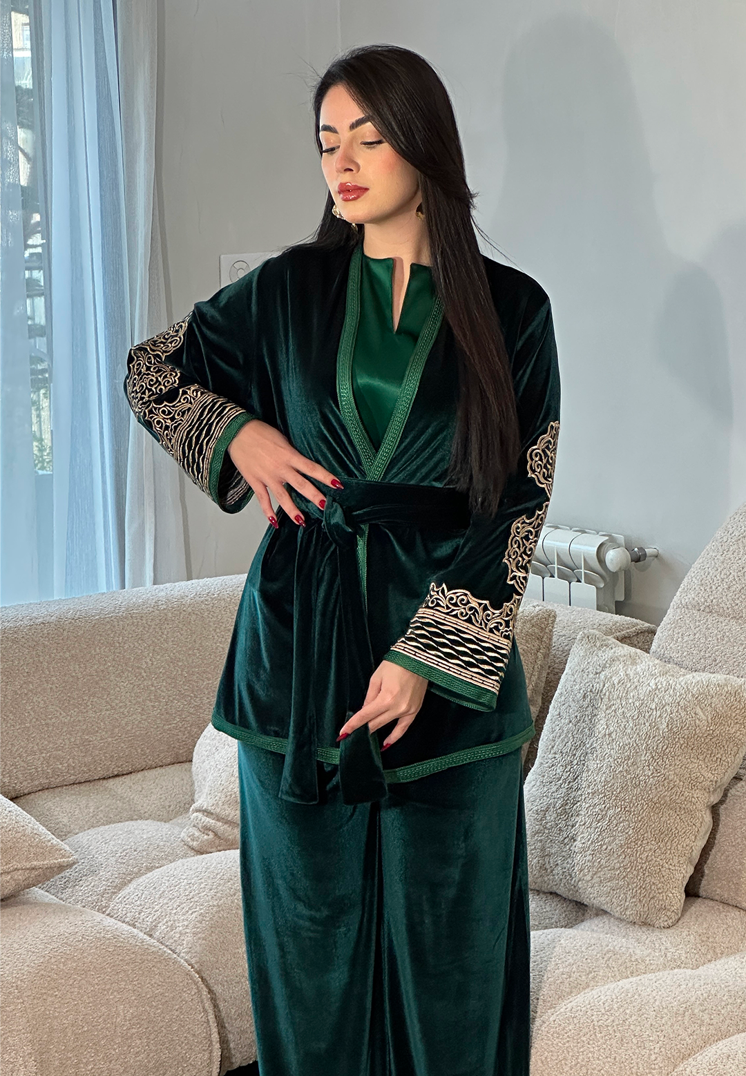 Elegant Traditional Set